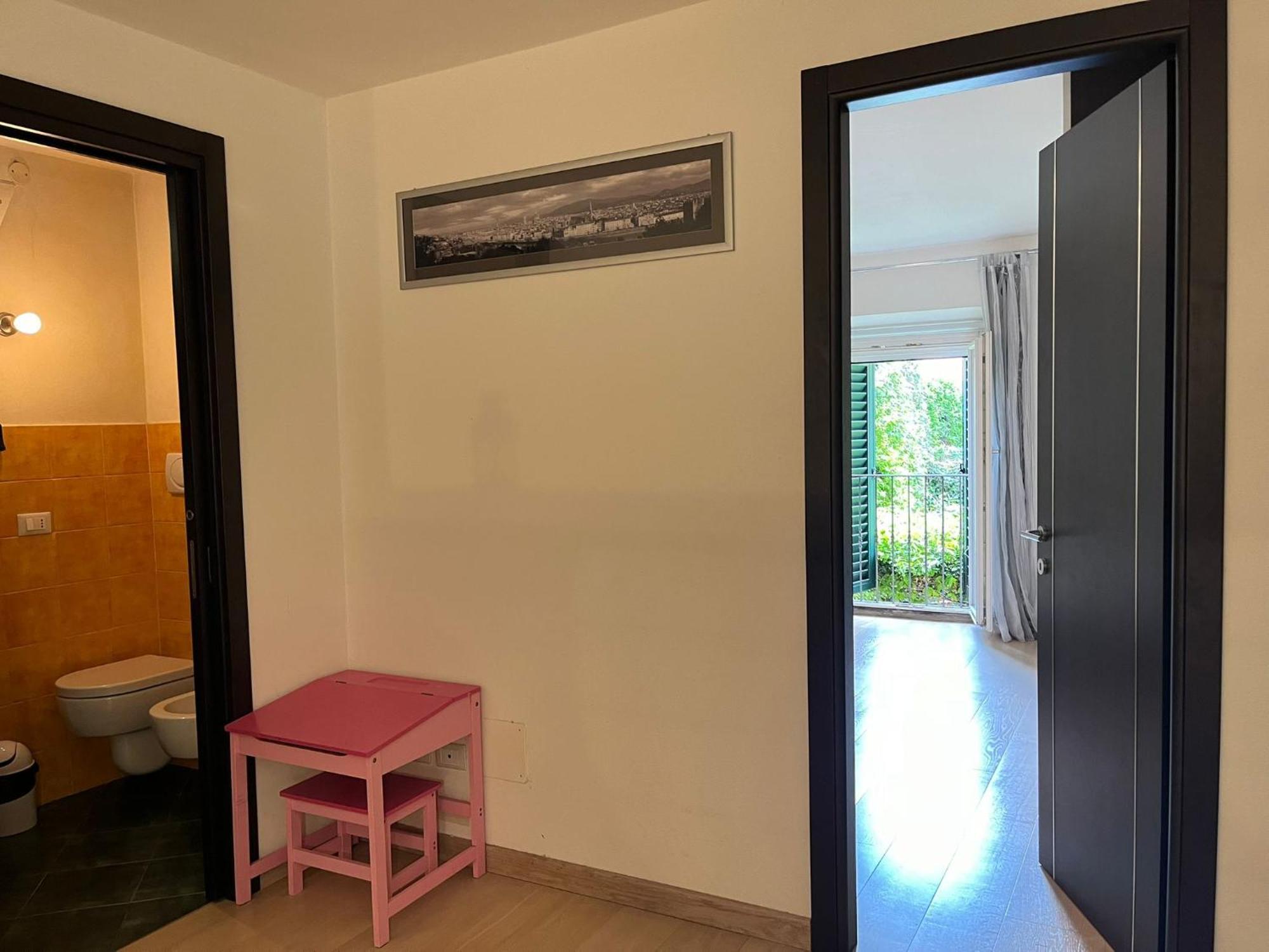 Exquisite 2Br Apartment Nearby Borgo San Frediano ฟลอเรนซ์ ภายนอก รูปภาพ